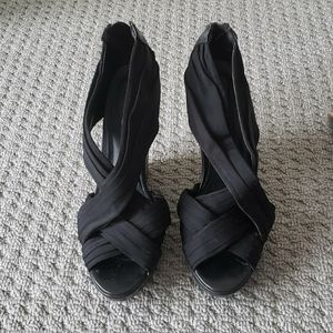 Aldo high black wedges